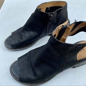 Kelsi Dagger leather booties